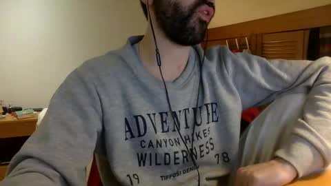 Snapshot of babyhardy chatting on January 21, 2025, 11:45 pm Tom A. online show from January 21, 2025, 11:45 pm