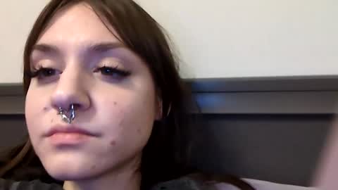 babyladyinurphone online show from February 5, 2026, 11:09 pm