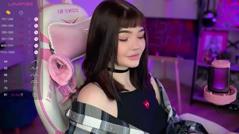 Snapshot of babyroxynill chatting on December 11, 2024, 11:10 pm Nika online show from December 11, 2024, 11:10 pm