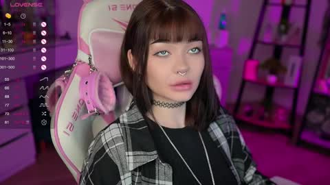 Snapshot of babyroxynill chatting on February 23, 2025, 11:04 pm Nika online show from February 23, 2025, 11:04 pm