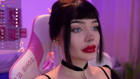 Nika online show from May 18, 2026, 10:04 pm