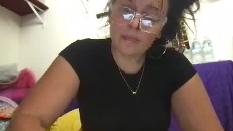 Snapshot of babyyky chatting on July 16, 2026, 5:19 pm babyyky online show from July 16, 2026, 5:19 pm