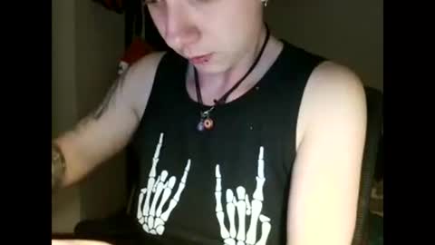 Honey online show from March 4, 2026, 8:04 pm