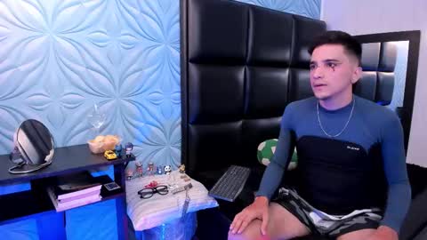 Snapshot of bad_boy_21_ chatting on March 1, 2026, 6:04 am bad_boy_21_ online show from March 1, 2026, 6:04 am