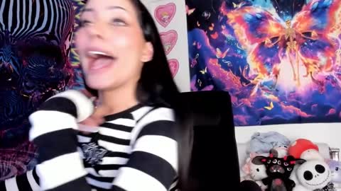 Snapshot of bad_cherry chatting on January 26, 2025, 11:29 pm Bratty Lanita - independent online show from January 26, 2025, 11:29 pm