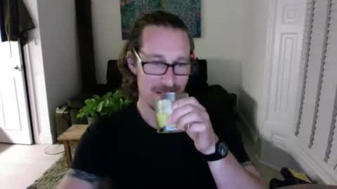 Bad dad43 online show from June 4, 2026, 9:54 pm