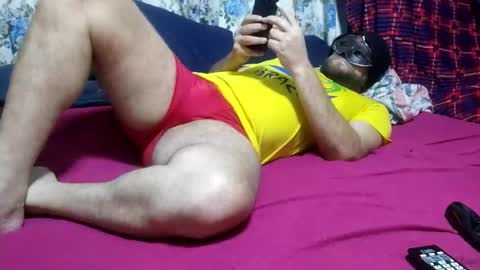 Snapshot of bad_wolf28 chatting on May 19, 2026, 12:22 pm bad_wolf28 online show from May 19, 2026, 12:22 pm