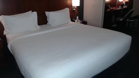 HotWifeFun32 online show from March 9, 2025, 9:13 am