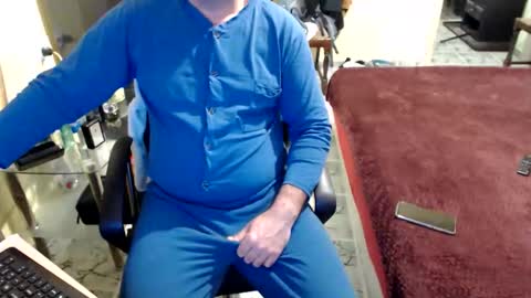 Snapshot of badbulgaro chatting on January 11, 2026, 5:18 pm badbulgaro online show from January 11, 2026, 5:18 pm