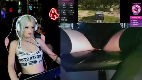 Snapshot of badd0ll chatting on June 25, 2026, 2:21 pm badd0ll online show from June 25, 2026, 2:21 pm