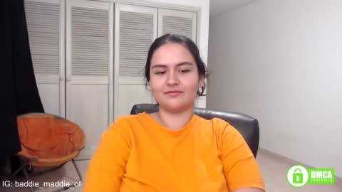 Snapshot of baddie_maddie_ chatting on September 29, 2025, 7:13 am want custom text me through my snap 3 online show from September 29, 2025, 7:13 am