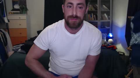 Rey online show from February 24, 2025, 4:27 am