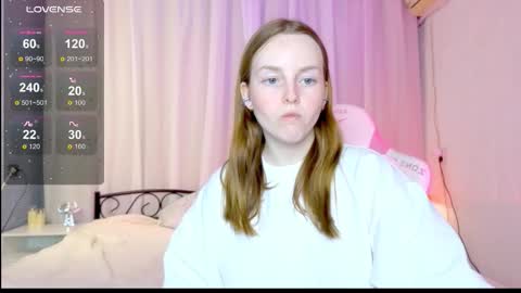 Snapshot of bae_cake__ chatting on September 22, 2025, 7:38 pm Alice online show from September 22, 2025, 7:38 pm