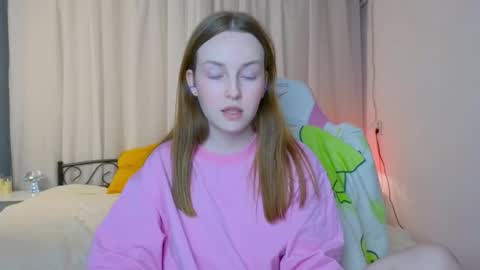 Snapshot of bae_cake__ chatting on September 27, 2025, 8:14 pm Alice online show from September 27, 2025, 8:14 pm