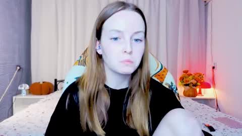 Snapshot of bae_cake__ chatting on October 23, 2025, 6:39 pm Alice online show from October 23, 2025, 6:39 pm