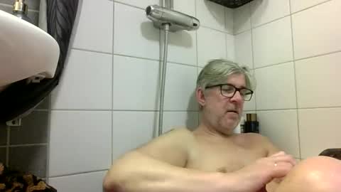 baggelina75 online show from March 16, 2026, 7:51 pm