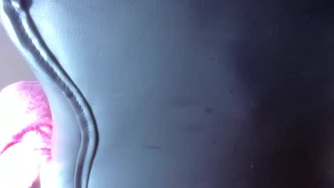 IM BAILEY online show from October 13, 2025, 6:19 pm