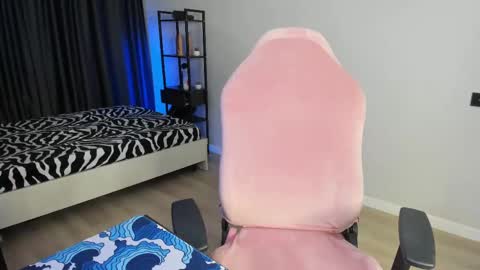 Snapshot of baklajan1907 chatting on February 20, 2025, 4:03 pm Baklajan online show from February 20, 2025, 4:03 pm