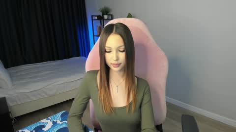 Snapshot of baklajan1907 chatting on February 27, 2025, 3:48 pm Baklajan online show from February 27, 2025, 3:48 pm