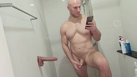 Snapshot of baldyboyy chatting on October 9, 2025, 9:51 am baldyboyy online show from October 9, 2025, 9:51 am