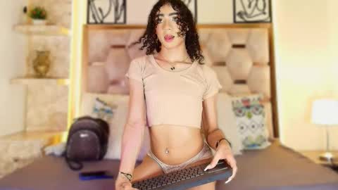 ballesteros_ online show from December 16, 2025, 3:00 am