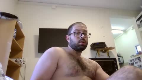 Snapshot of balloonman835316 chatting on February 10, 2025, 12:18 pm balloonman835316 online show from February 10, 2025, 12:18 pm