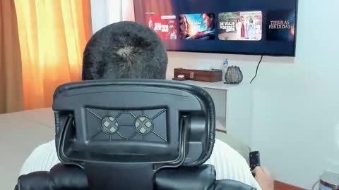 Andres -  online show from October 6, 2025, 1:19 pm