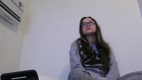 bambiboo8113 online show from November 9, 2025, 11:08 am