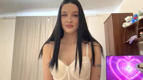 Jene online show from February 17, 2026, 9:06 am