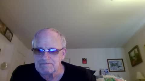 banana_hammock70 online show from April 13, 2026, 3:39 pm