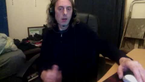 bangintoleather online show from October 1, 2025, 2:06 am