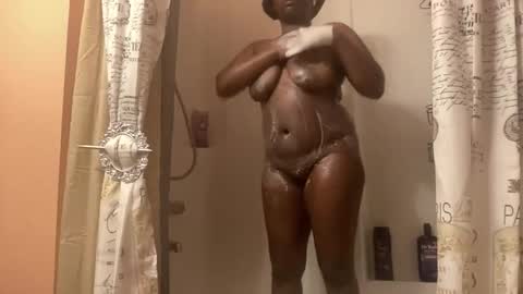 Chelly online show from March 23, 2026, 5:39 pm