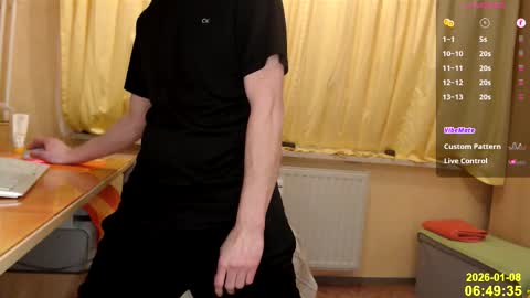 Snapshot of banschie chatting on January 8, 2026, 5:48 pm online show from January 8, 2026, 5:48 pm