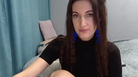Snapshot of bany_brandy chatting on June 17, 2026, 6:38 am Emma online show from June 17, 2026, 6:38 am