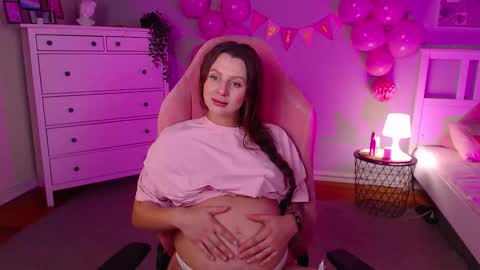 Snapshot of barbara_brylska chatting on September 22, 2025, 2:08 pm Barb online show from September 22, 2025, 2:08 pm