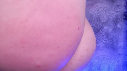 Snapshot of barbara_dennis chatting on September 10, 2025, 12:43 am barbara_dennis online show from September 10, 2025, 12:43 am