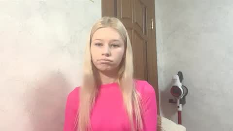 Barbie online show from December 18, 2025, 9:21 pm