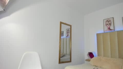 Snapshot of barbie_ev chatting on October 11, 2025, 4:12 am Barbara online show from October 11, 2025, 4:12 am