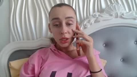 Kate online show from May 24, 2026, 11:04 am