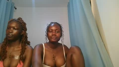 Snapshot of barbie_queen2 chatting on February 4, 2026, 9:37 am queen online show from February 4, 2026, 9:37 am