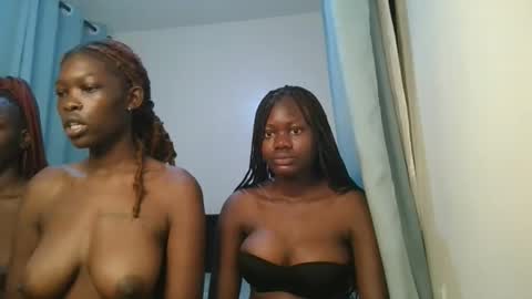 Snapshot of barbie_queen2 chatting on March 15, 2026, 8:48 pm queen online show from March 15, 2026, 8:48 pm