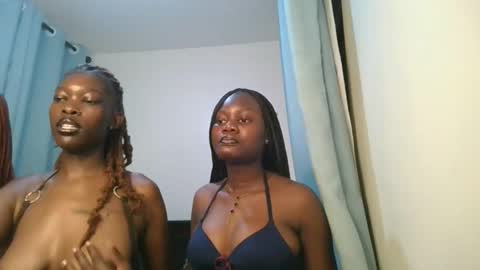Snapshot of barbie_queen2 chatting on March 16, 2026, 9:30 pm queen online show from March 16, 2026, 9:30 pm