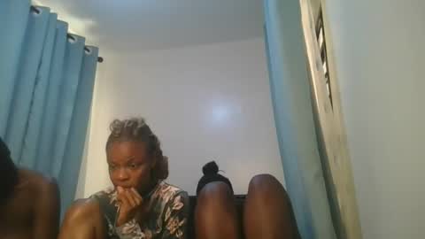 Snapshot of barbie_queen2 chatting on April 1, 2026, 1:41 pm queen online show from April 1, 2026, 1:41 pm