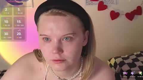 Snapshot of barbie_staze chatting on May 1, 2026, 3:00 am Barbie Staze online show from May 1, 2026, 3:00 am