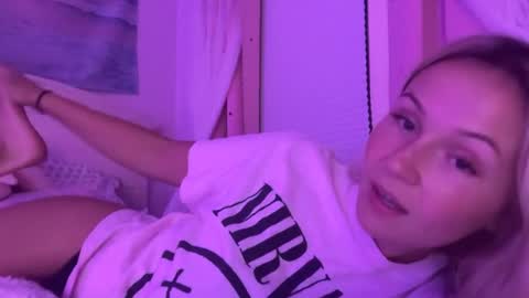 barbiebrittney online show from July 14, 2026, 1:19 am