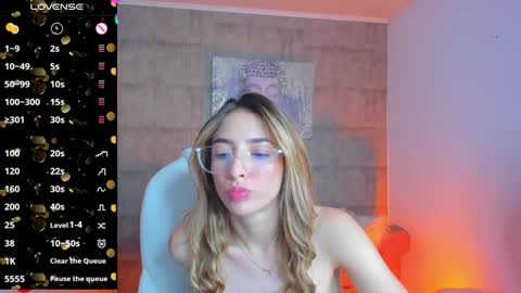 Snapshot of barbiie_scoth chatting on February 1, 2025, 11:06 pm Barbie Scot online show from February 1, 2025, 11:06 pm