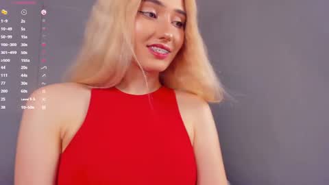 Mia online show from June 15, 2026, 2:30 pm