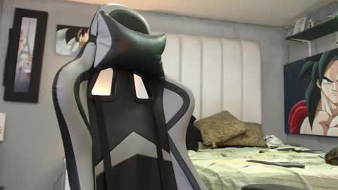 Snapshot of bardockroy_ chatting on July 18, 2026, 8:23 pm bardock online show from July 18, 2026, 8:23 pm