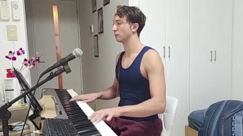 Snapshot of barebritpianist chatting on November 27, 2025, 6:59 am BareBritPianist online show from November 27, 2025, 6:59 am