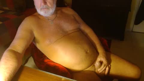 Snapshot of barefred chatting on December 4, 2024, 9:18 am Fred online show from December 4, 2024, 9:18 am